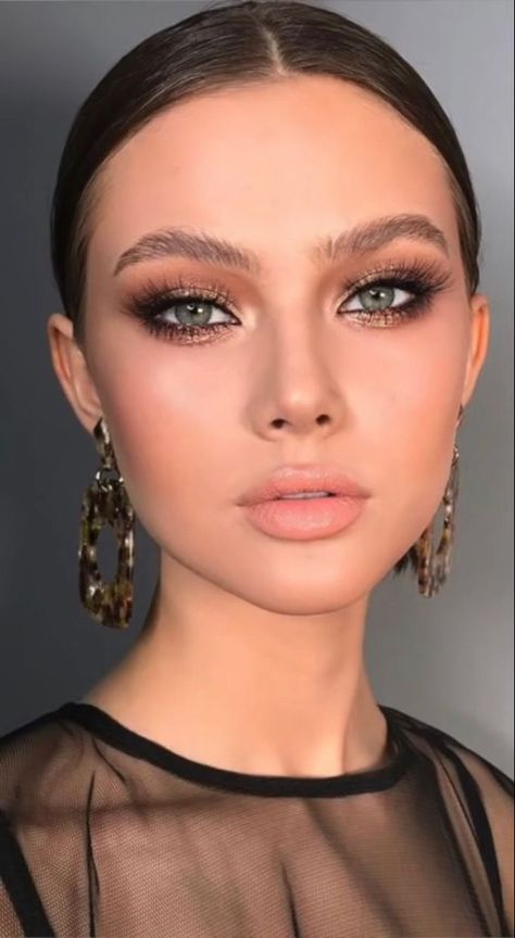 Gala Make Up, Simple Wedding Makeup, Makeup Looks For Green Eyes, Classy Makeup, Prom Eye Makeup, Make Up Inspiration, Bridal Makeup Natural, Formal Makeup, Smink Inspiration