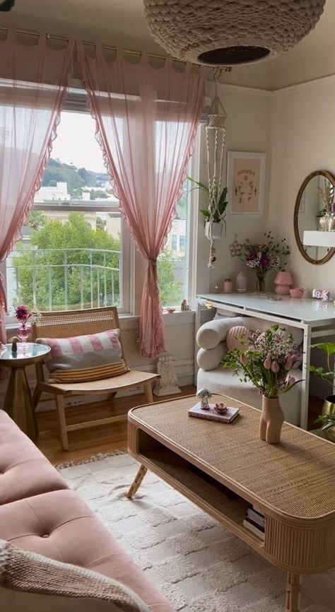 Pink Themed Living Room, Cozy Girly Apartment, Girly Living Room Ideas Apartments, Pink Apartment Aesthetic, Pink And Green Living Room, Girly Living Room Ideas, Girly Living Room, Pink Apartment, Girly Apartments