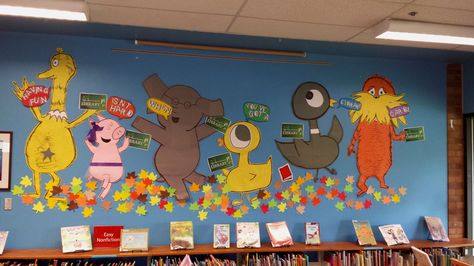 Elephant, piggie & company celebrate national library card signup month! Monthly Library Themes, Library Card Sign Up Month Ideas, Character Bulletin Boards, National Library Card Sign Up Month, Return Your Library Books Bulletin Board, Library Contests By Month, Storybook Theme, Book Cart, Work Bulletin Boards