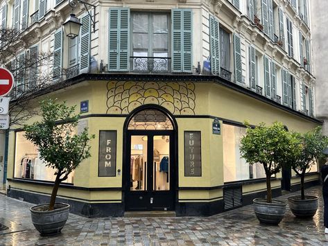 Shopping with a Teen in Paris: Where to Go, What to Buy Paris With Teens, Museum Fashion, Paris Shopping, Visit Paris, Emily In Paris, Winter Break, What To Buy, French Brands, A Teen