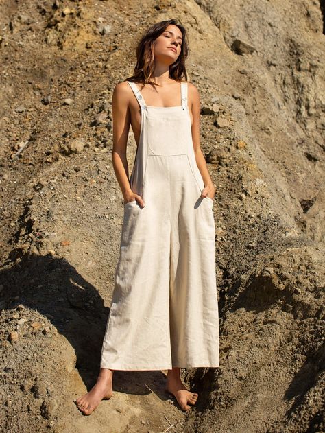 Beige Casual  Sleeveless Rayon Plain Overall Embellished Non-Stretch Spring/Summer Women Jumpsuits & Bodysuits Stylish Overalls, Linen Overalls, Linen Jumpsuit, Orange Fashion, Overalls Women, Shein Style, Dressed Down, Primavera Estate, Jumpsuits For Women