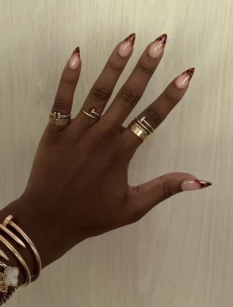 Acrylic Nails For Black Women Dark Skin, Nails On Dark Hands, Black Woman Nails Dark Skin, Simple Gel X Nails Design, Oval Nails Fall, Gel X Almond, Classy Pink Nails, Hand Tips, Fall Almond Nails