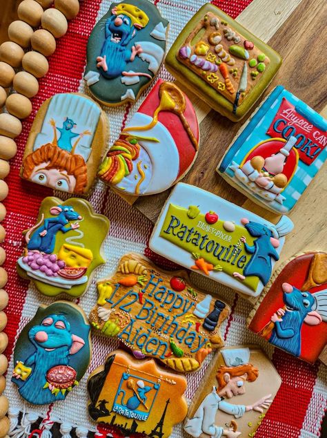 Ratatouille Party Ideas, Disney Candy, Glass Cookies, Theme Cookies, Fancy Cookies, Inspiration Photo, Cookies Decorated, Disney Party, Cookie Art