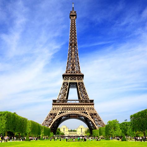 6 Tips For Beating The Crowds At The Eiffel Tower Biomimicry Examples, Biomimicry Architecture, Paris Tourism, Eiffel Tower Print, Paris Vacation, Parisian Life, Take The Stairs, Vinyl Backdrops, Printed Backdrops