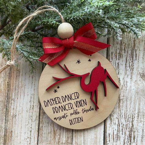 -Reindeer Hand Painted Wood Christmas Ornament -Measures 3 1/2 Inches Round -1/8 Inch Thick Wood -Colors: Red And Tan -Hand Painted, Unique -Brand New, Made To Order Ornament Cricut Christmas Ornaments Wooden, Wood Cutout Ornaments, Popular Christmas Ornaments, Wood Engraved Ornaments, Round Wood Decor, Christmas Wood Slice Ornaments, Painted Wooden Christmas Ornaments, Wood Round Ornaments, Christmas Wood Ornaments