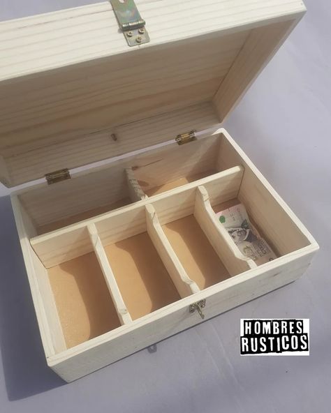 HOMBRES_RUSTICOS Cash Box Diy, Cardboard Crafts Kids, Round Of Applause, Cash Boxes, Wooden Gift Boxes, Diy Crafts Room Decor, Tea Box, Woodworking Skills, Online Group