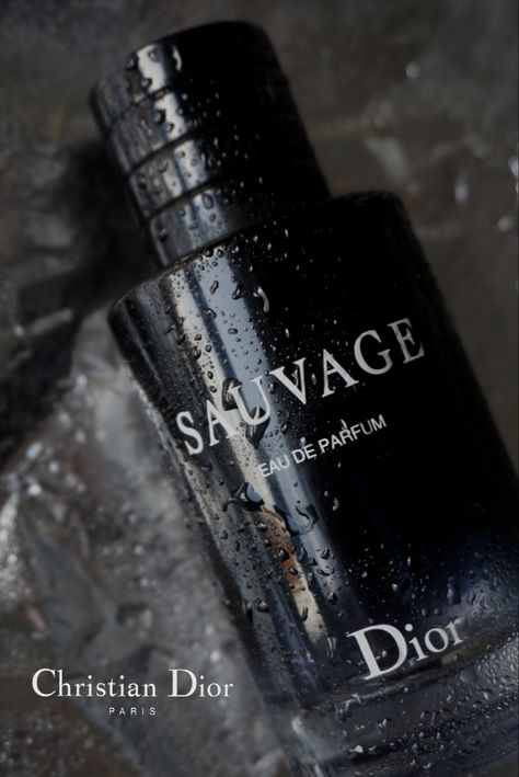 Dior Sauvage Aesthetic, Drinks Pictures, Alcoholic Drinks Pictures, Dior Sauvage, Christian Dior Paris, Dior Paris, Christian Dior, Alcoholic Drinks, Presentation