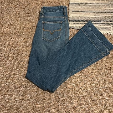 Women’s Kimes Ranch Jeans Kimes Ranch Jeans Outfit, Kimes Ranch Jeans, Kimes Ranch, Jean Outfits, Jeans Shop, Plus Fashion, Outfit Inspo, Jeans Shoes, Fashion Tips