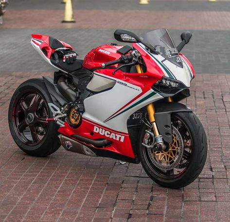 Ducati Panigale V4 Wallpapers Hd, Ducati Panigale V4 Modified, Panigale Custom, Ducati Bike Wallpaper Hd 1080p, Ducati Panigale V2 Bayliss, Ducati 1299 Panigale, Ducati Motorbike, Xe Ducati, Ducati 1199 Panigale