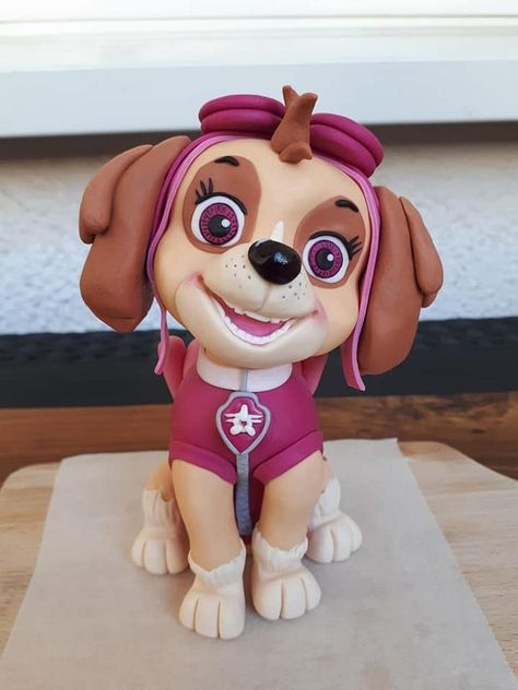 It does not seem so, but this cake topper was 14 cm high. It was fun to create it :). #cake #cakedecorating #cakeart #cakedecor #cakesdecor Skye Cake Topper, Skye Cake, It Cake, Psi Patrol, Topper Fondant, Gravity Defying Cake, Skye Paw, 4th Birthday Cakes, Buttercream Cake Decorating