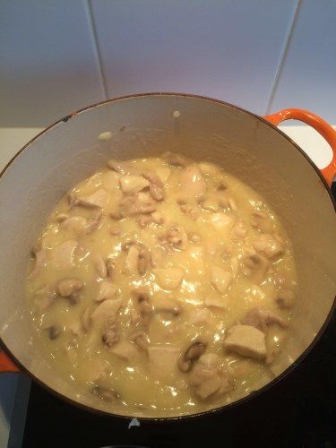 blanc de poulet, champignon, bouchée feuilletée, beurre, farine, bouillon, crème fraîche, jus de citron, poivre, Sel, riz Chicken Vol Au Vent, Clean Eating Chicken Recipes, Clean Eating Chicken, Vol Au Vent, Dinner Party Recipes, French Cooking, Happy Foods, Chicken Dinner Recipes, Chicken Breast Recipes