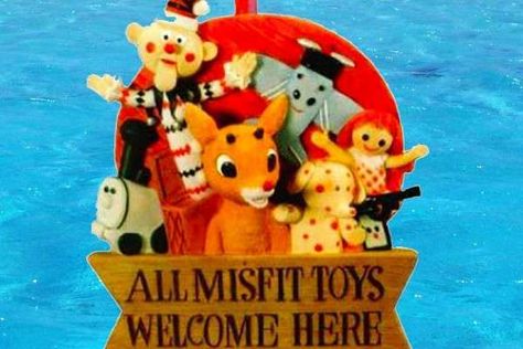 Land Of Misfit Toys, Island Of Misfit Toys, Toy Castle, Rudolph Christmas, Misfit Toys, Colonial Christmas, Christmas Parade, Office Christmas, Rudolph The Red