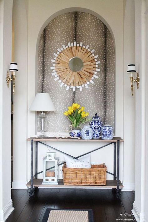 Freshen up your home with these gorgeous entryway ideas! From coastal to farmhouse and modern, these ideas will be sure to inspire you! See more on http://ablissfulnest.com/ #entrywayideas #entryway #entry Niche Decor Entryway, Entryway Niche, Niche Decor Ideas, Entryway Ideas Modern, Fawn Wallpaper, How To Style A Console Table, Niche Decor, Art Niche, Niche Ideas