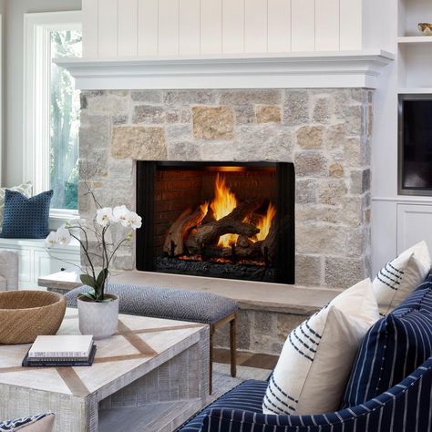 Gas Insert Fireplace Ideas, Beach Fireplace, Indoor Gas Fireplace, Vented Gas Fireplace, Outdoor Wood Fireplace, Indoor Outdoor Fireplaces, Fireplace Heat, Modern Lodge, Fireplace Designs