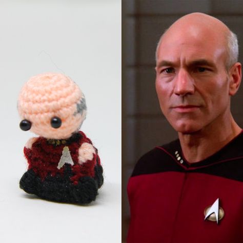 Star Trek Crochet, Mini Amigurumi, Single Crochet Decrease, Star Trek Series, Mini Iron, Crochet Geek, Crochet Decrease, Woo Hoo, Star Trek Voyager