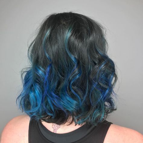 Brown To Blue Ombre Hair Short, Blue Streaks In Brown Hair Short, Blue Tips Hair, Blue Hair Streaks, Blue Balayage, Shoulder Length Wavy Hair, Mullet Hair, Blue Ombre Hair, Short Ombre Hair