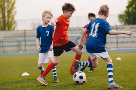 If you're asking yourself, 'Should I force my child to play sports' and struggling to come up with an answer, consider these arguments. Kids Playing Sports, Kids Playing Football, Playing Soccer, Soccer Game, Soccer Coaching, Football Kids, Playing Football, Kids Soccer, Magazines For Kids