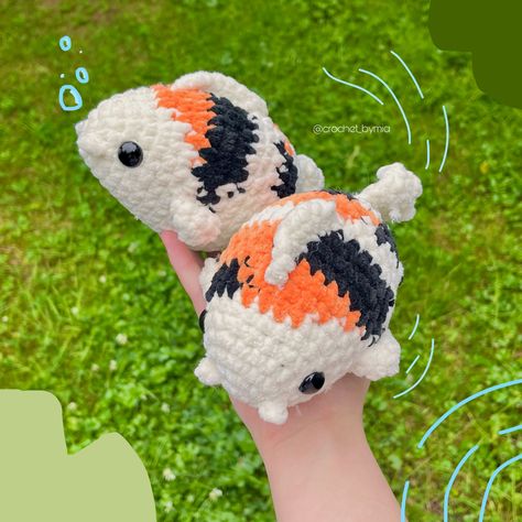 Crochet Koi Fish, Chunky Yarn Crochet Pattern, Fish Plush, Crochet Plushies, Easy Crochet Animals, Crochet Dragon, Crochet Design Pattern, Kawaii Crochet, Custom Crochet