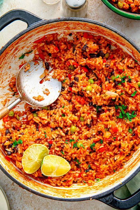 Mexican Red Beans And Rice Recipe, Mexican Rice And Beans, Mexican Beans And Rice, Mexican Beans, Rice With Beans, Southwestern Recipes, Mexican Side Dishes, Latin American Recipes, Mexican Meals