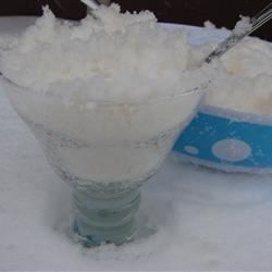 Snow Pudding | "This recipe falls into winter time fun perfectly! What better way to eat snow besides catching it on your tongue?" Snow Pudding Recipe, Four Layer Delight, Snow Pudding, Gf Treats, Baked Rice Pudding, Frozen Treats Recipes, Snow Ice Cream, Frosty Recipe, Rice Pudding Recipes