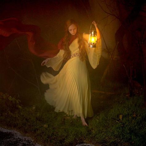 Lantern Poses, Holding Lantern Reference, Fantasy Lake, Lantern Photography, Girls Lamp, Candle Girl, Spirit Ghost, Revolutionary Girl Utena, Nature Photoshoot