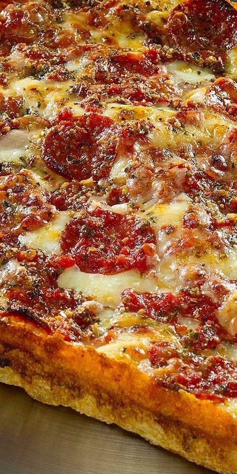 Cooking Homemade Pizza, Buddys Pizza, Detroit Pizza, Pizza Lasagna, Square Pizza, Calzone Pizza, Pizza Recipes Homemade, Deep Dish Pizza, Flatbread Pizza