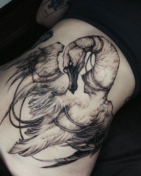 Swan Tattoo Back, Swan Dive Tattoo, Raven And Snake Tattoo, Swan Back Tattoo, Sketchy Tattoo Style, Swan Tattoo Design, Tattoo Swan, Texture Tattoo, Tattoo Texture