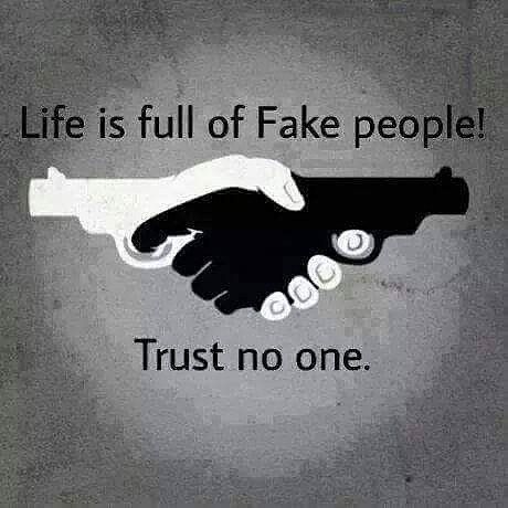 whatsapp DP#whatsapp#DP#follow us @ coolwhatsappstatus Trust No One Quotes, Quotes About Attitude, هاكونا ماتاتا, Fake Friend Quotes, Fake People Quotes, Trust Quotes, Trust No One, Fake People, Badass Quotes