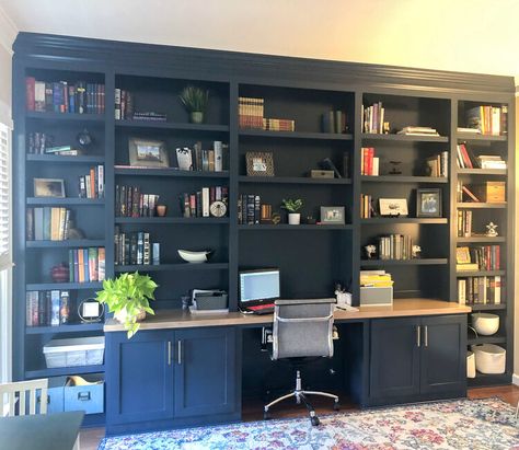 Custom Home & Office Built-In Desks — Woodmaster Custom Cabinets Desk Built Into Bookshelf, Bookshelves Behind Desk, Bookcase Wall With Desk, Built In Desk With Bookshelves, Built In Bookshelf With Desk, Library Wall With Desk, Built In Bookshelves With Desk, Library With Desk, Bookshelves With Desk