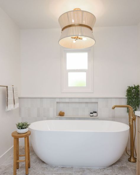 Because this bathtub deserves an apprecesion post of its own✨😍 #CRAFT #californiacasual #coastalinteriordesign #bathroominspo #primarybathroom #remodel Fox Den, Coastal Interiors Design, Bathroom Guest, California Casual, Main Bathroom, Bathroom Inspo, Bathroom Interior Design, Master Bath, Bathroom Interior