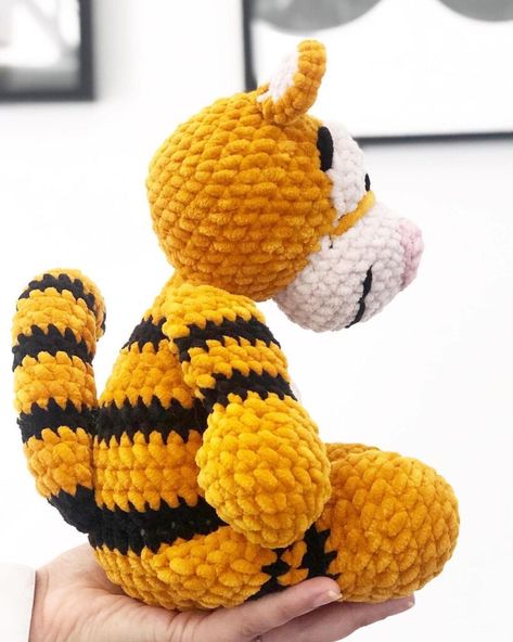 Tigger Crochet Pattern Free, Cat Diagram, Crochet Tigger, Amigurumi Crochet Free Pattern, Crochet Tiger, Mini Adventures, Disney Crochet, Disney Crochet Patterns, Baby Camel