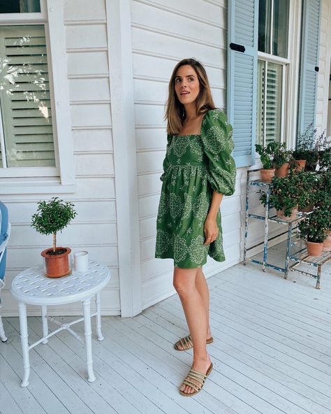 Eyelet Styles - Julia Berolzheimer Girl Meets Glam, Julia Berolzheimer, Gal Meets Glam, Zara Dress, Citizens Of Humanity Jeans, Daily Look, Spring Summer Outfits, Outfit Details, Zara Dresses