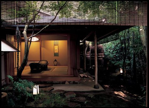 Japanese Exterior, The Japanese House, Japanese Ryokan, Japanese House Design, Modern Japanese Architecture, Japanese Hotel, Asian House, Zen House, Japanese Home Design