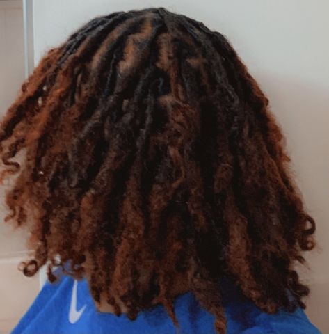 One Loc In Natural Hair, Locs Hairstyles For Women Color, Locs Black Women Natural Hair, Colored Locs Black Women, Locs With Color, Locs Color Ideas Black Women, Locs Black Women, Locs Inspiration, Dyed Locs