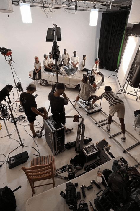 Warehouse Film Studio, Product Filming Ideas, Small Film Studio, Studio Cinematography, Youre Hired, Street Poses, Video Production Studio, Filming Set, Shooting Studio