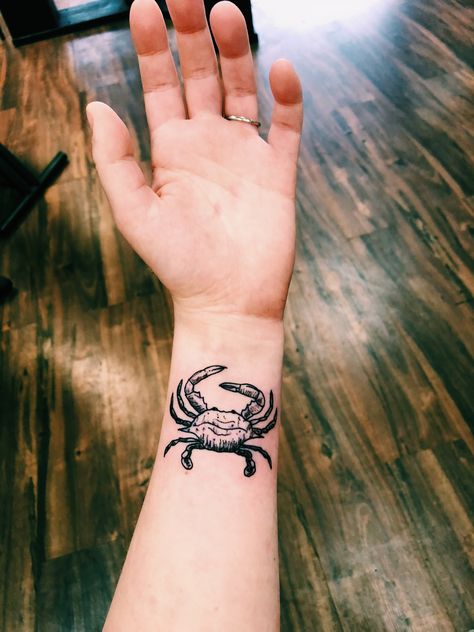 Mudcrab Tattoo, Blue Crab Tattoo For Women, Crab Tattoo Men, Crab Tattoo For Women, Blue Crab Tattoo, Crab Tattoo Design, Crab Tattoos, Corset Tattoo, Crab Tattoo