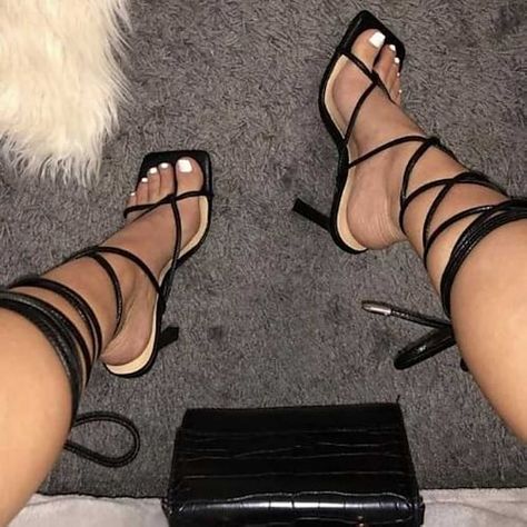 Party Pumps, Matching Sets Outfit, Lace Up High Heels, Square Toe Sandals, Up Party, Vintage Swimsuits, High Heels Shoes, Summer White, Pumps Shoes