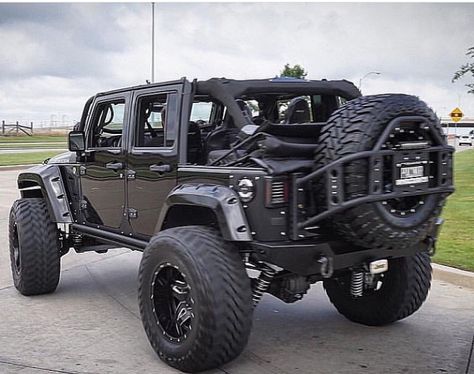 AWESOME BLACK MODIFIED  & CUSTOMIZED JEEP JK Jeep Gladiator Modified, Jeep Wrangler Rubicon Modified, Jeep Wrangler Modified, Modified Jeep Wrangler, Wrangler Modified, Mobil Off Road, Black Jeep Wrangler, Auto Jeep, Odor Absorber