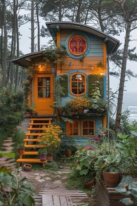 Whimsical Architecture, Skin Hacks, Fairytale Houses, Silo House, Crazy Houses, Magical House, Fairytale House, Skin Advice, Hippie Lifestyle