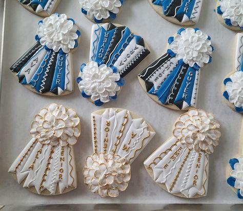 No Bake Sugar Cookies, Football Mums, Team Theme, Graduation Cookies, Iced Cookies, Homecoming Mums, Wedding Cookies, Cute Cookies, Shaped Cookie