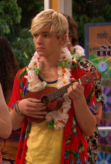 Austin Ally, Peter Maximoff, Austin Moon, Old Disney Channel, Disney Channel Shows, Color Combos Outfit, Austin And Ally, Old Disney, Cute Celebrity Guys