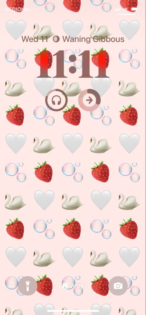 Apple Emoji Wallpaper, Ios 16 Christmas, Emoji Wallpaper Iphone Ios 16, Emoji Wallpaper Iphone Backgrounds, Ios16 Lockscreen, Wallpaper Iphone Ios 16, Valentines Wallpaper Iphone, Cute Iphone Wallpaper Tumblr, Emoji Wallpaper Iphone