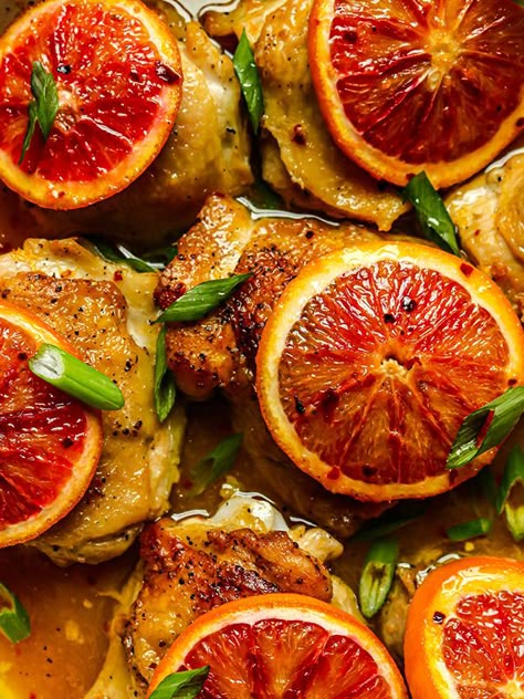 Recipes With Blood Oranges, Orange Roasted Chicken, Orange Chicken Breast, Chicken Theighs, Chicken With Oranges, Orange Chicken Thighs, Orange Dishes, Fruit Meals, Chicken Orange