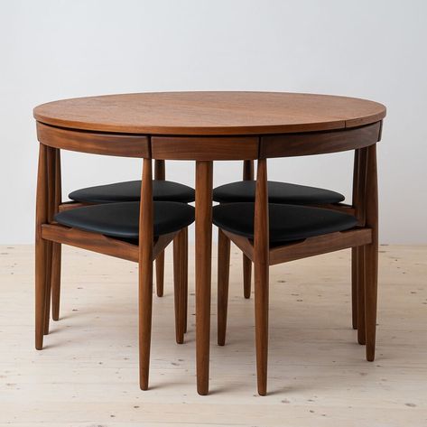 Listed on VNTG.com: Teak Dining set by Hans Olsen with 4 Chairs & Round Table, Danish Modern 1950s | #vntg #vintage Mid Century Round Table, Black Leather Armchair, Leather Chair With Ottoman, 4 Dining Chairs, Mid Century Sofa, Teak Dining Table, Conference Chairs, Leather Armchair, Table Storage