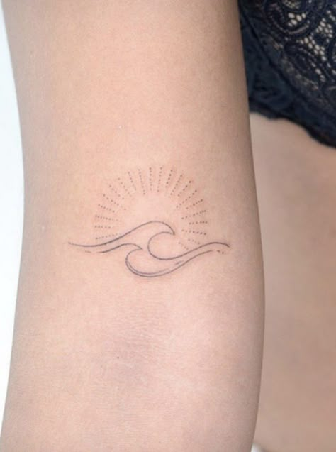 Ocean Waves Tattoo, Ocean Minimalist Tattoo, Ocean Tattoos For Women, Small Ocean Tattoo Ideas, Ocean Wave Tattoo, Simple Wave Tattoo, Tattoos On Side Ribs, Sunset Tattoo, J And A