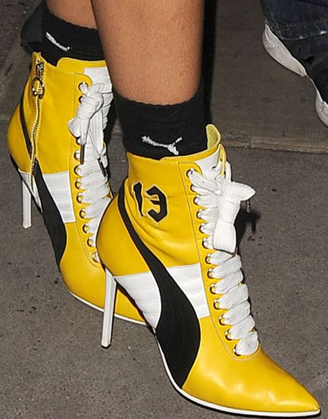 RiRi teases with unreleased goods from her Fenty x Puma Fall 2016 collection Fenty Makeup, Puma Boots, Rihanna Puma, Jeweled Shoes, Fenty X Puma, Fenty Puma, Mellow Yellow, Shoe Obsession, Sneaker Heels