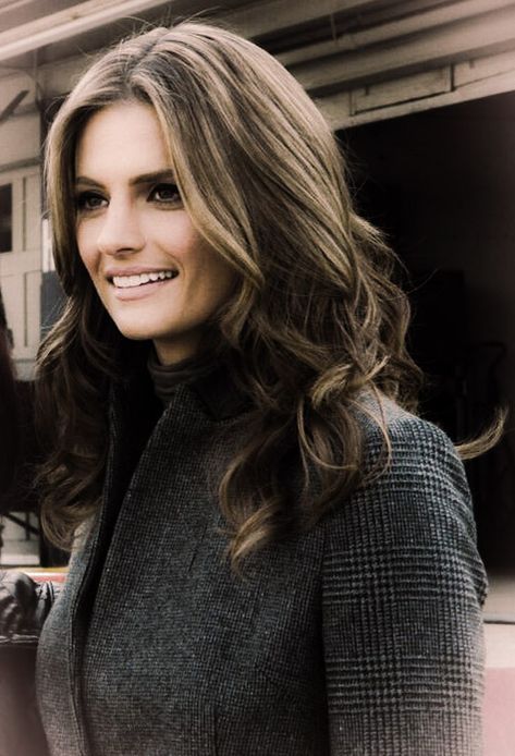 Rick Castle & Kate Beckett — “I really admire her because she is a woman in a... Kate Beckett Hair, Rick Castle, Celtic Woman, Kate Beckett, Stana Katic, Hollywood Celebrities, Brunettes, Law Enforcement, Firefly