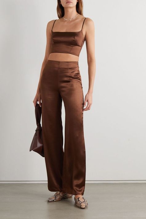 Reformation Isra Silk-Satin Top and Pants Set Amelie Style, Satin Pants Outfit, Silk Outfits, Satin Outfit, Reformation Clothing, Silk Clothing, Satin Crop Top, Silk Dresses, Silk Set