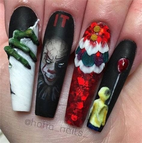 Creepy 'IT' Nail Art Black Halloween Nails, Horror Nails, Holloween Nails, Cute Halloween Nails, Gothic Nails, Nail Art Gel, Diy Nail Designs, Halloween Nail Designs, Art Halloween