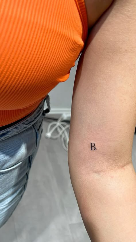 The Letter B Tattoo, B Finger Tattoo, B Heart Tattoo, Tattoo Letter B, B Letter Tattoo, Letter B Tattoo Ideas, Letter D Tattoo, Letter B Tattoo, Small Letter Tattoo